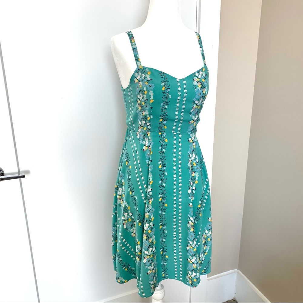 Cute Spring Dress!